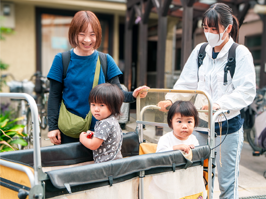 こうのとりの家・こばとの家